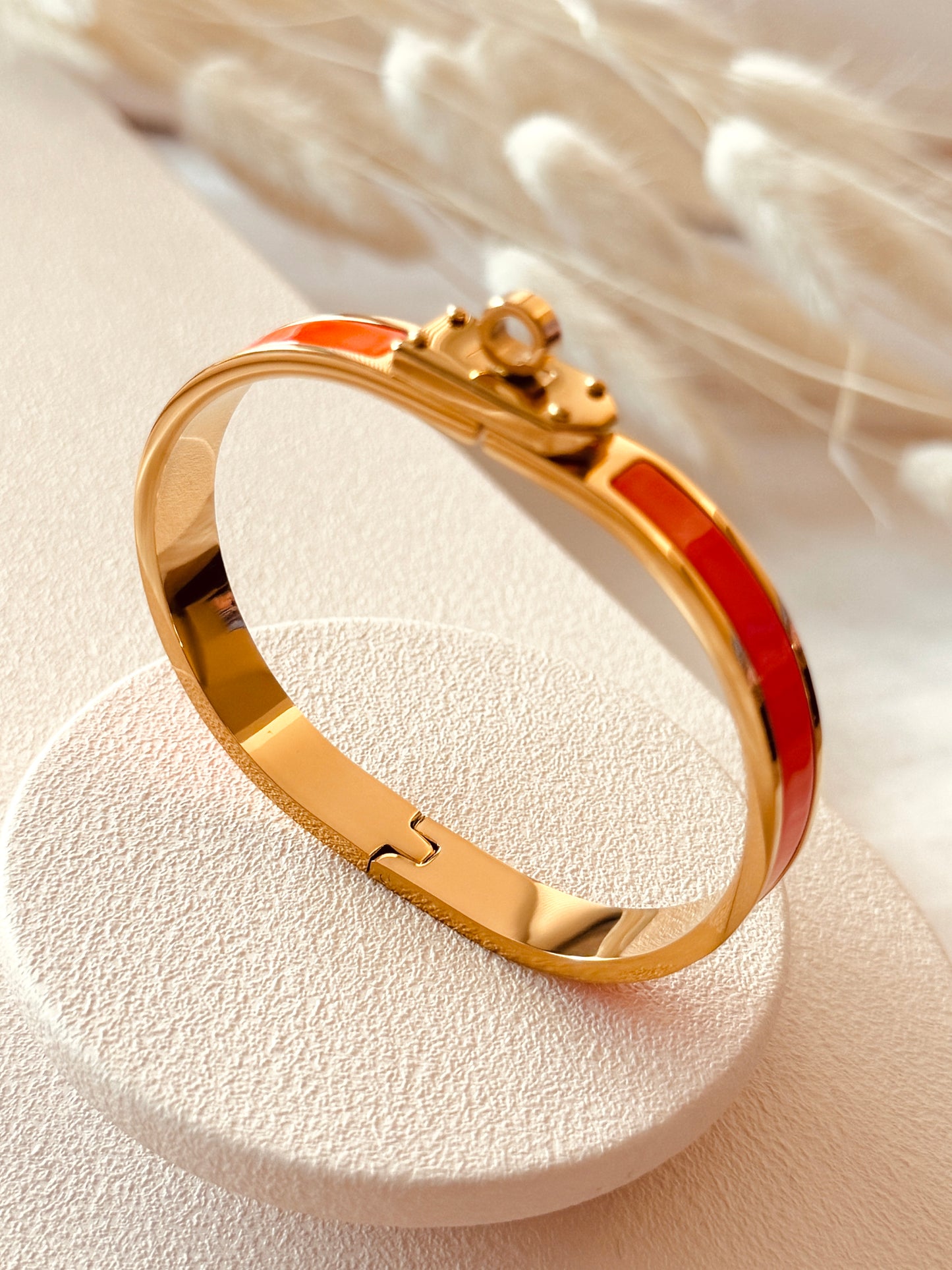 Bracelet H en collection privé