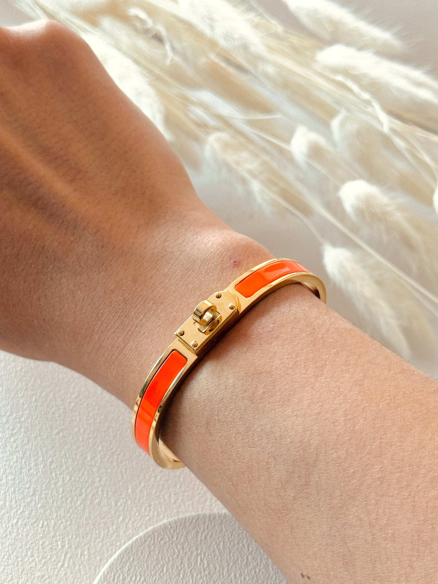 Bracelet H en collection privé